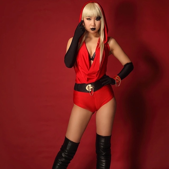 Red hooded bodysuit lady Gaga costume Melisandre - Picture 1 of 8